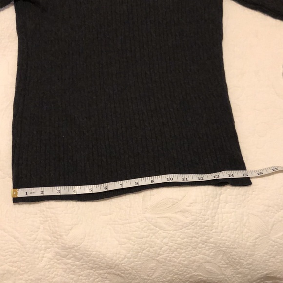 Fashion Essentials charcoal grey turtleneck sweater. Ladies size Med. - Picture 5 of 7